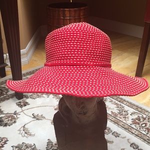 Bold red hat